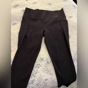 Athleta Salutation Stash Pocket ll Rib 7/8 Tight